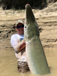 Catching the River Monster - Cut Bait for Gar Fishing